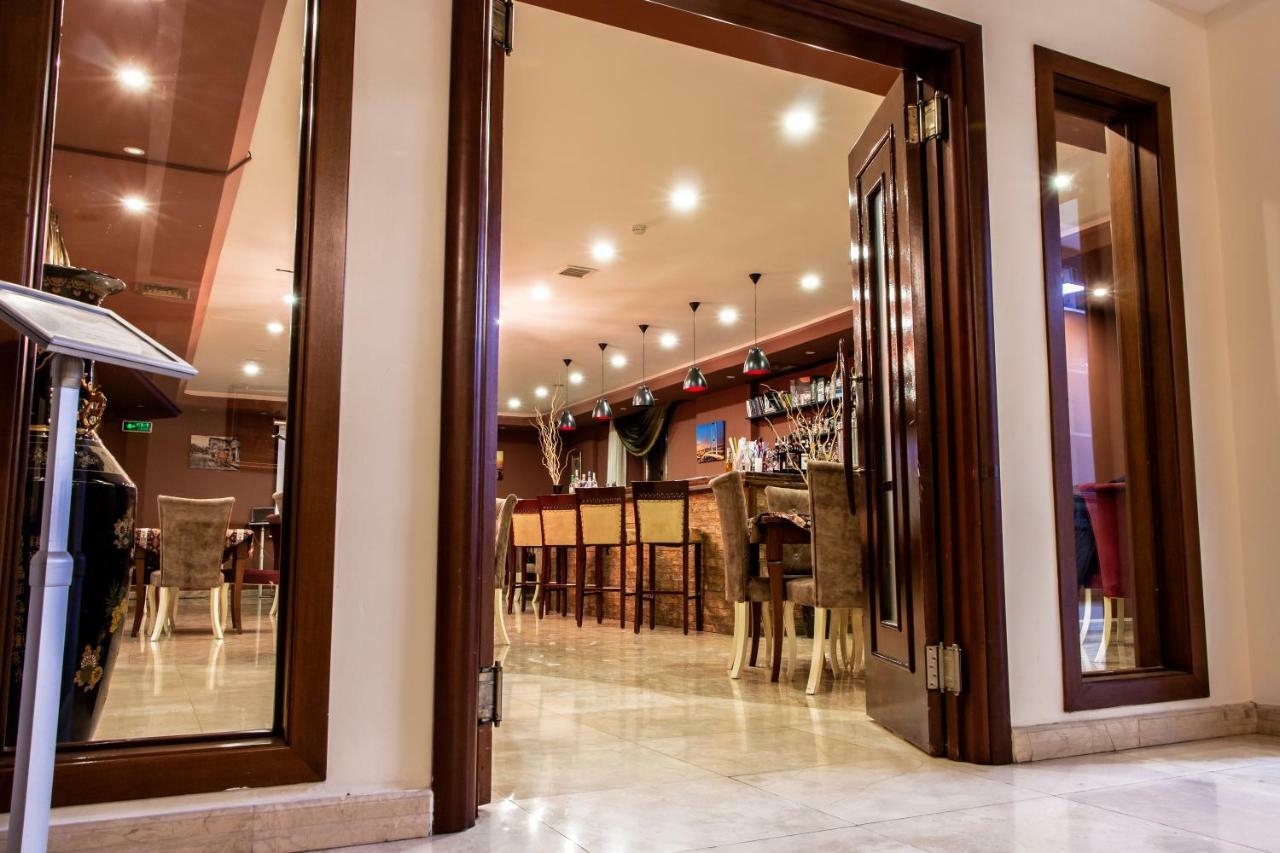 Atropat Old City Hotel バクー エクステリア 写真